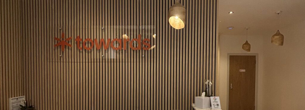 Towards office banner